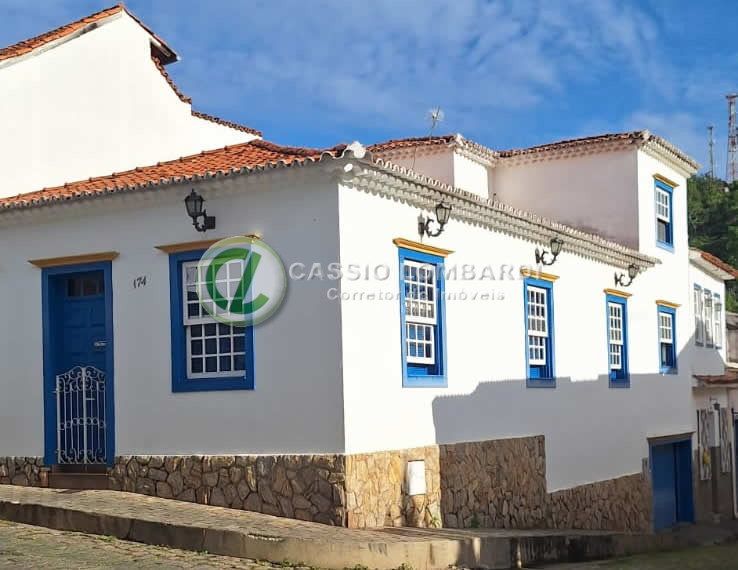Vendo imóvel no Largo da Cruz